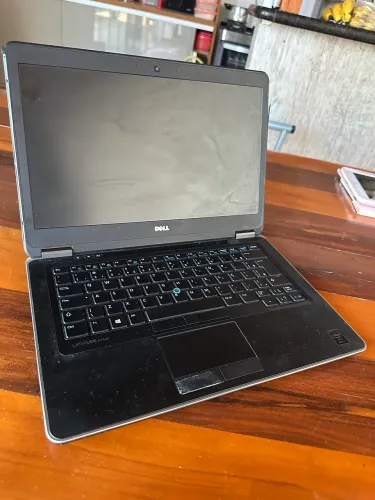 Notebook Dell super rápido 