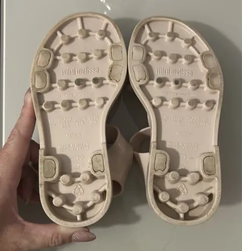 Vendo Melissa pouco usadas!