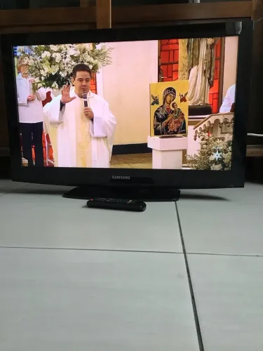 Tv samsung 32 pol impecavel só 295 reais