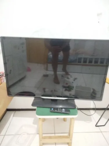 TV LED Philips Full HD 32 polegadas