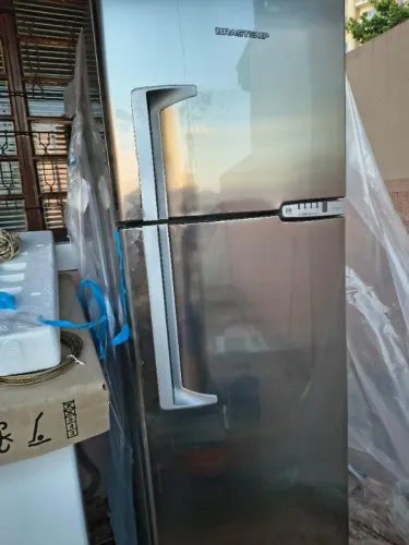 Geladeira clean frost free inox 385 lt