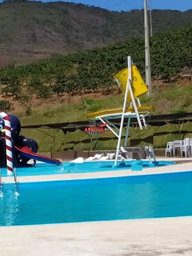 Parque Aquático para venda, localizado em São Domingos da Prata - MG.