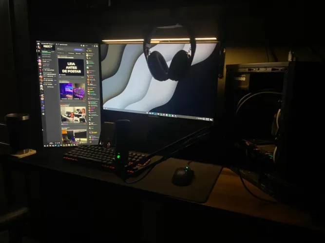 PC Gamer / Workstation + 2 Monitores RX 6600 | 32GB RAM | SSD NVMe + Mouse HyperX