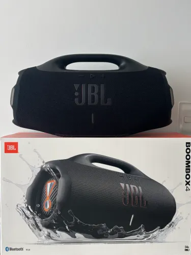 JBL Boombox 4