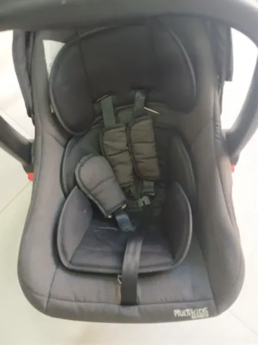 Vende-se cadeira bebê conforto