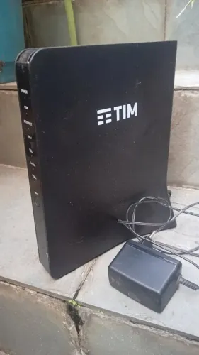Vendo 2 Modens Roteador: A) Technicolor TG589vn v3 / B)Sagemcom F@st 5670-v2. Dois p/ $35