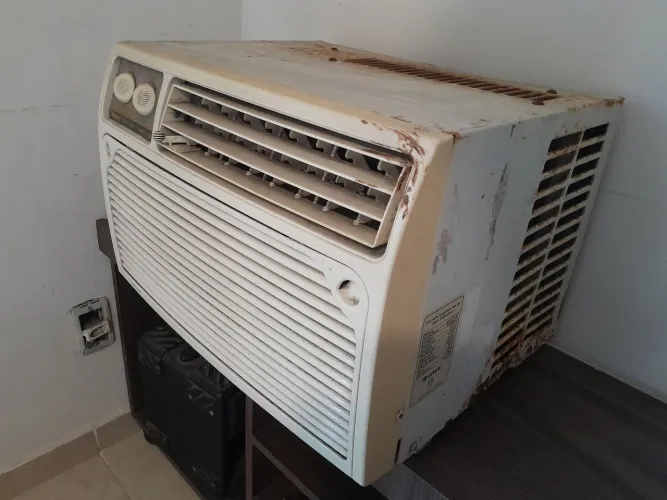 Ar condicionado de janela GREE 6000 BTU