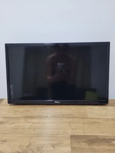 Tv Philco 24 Polegadas. Não é smart. Ótimo estado <br> Ótimo Estado<br> Sem a base.<br>Não é Smart