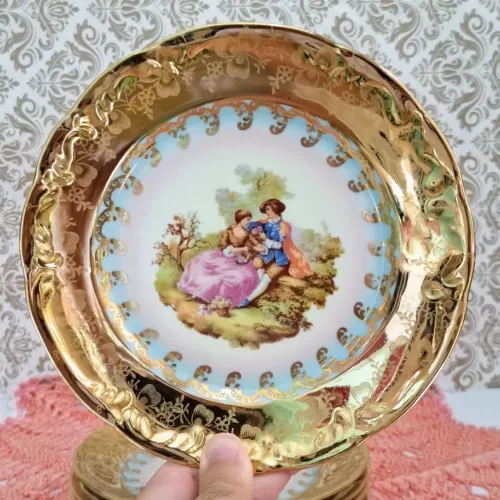 Pratos decorativos em porcelana Dp