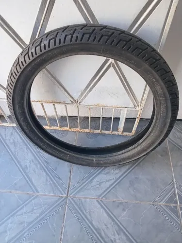 Pneu
