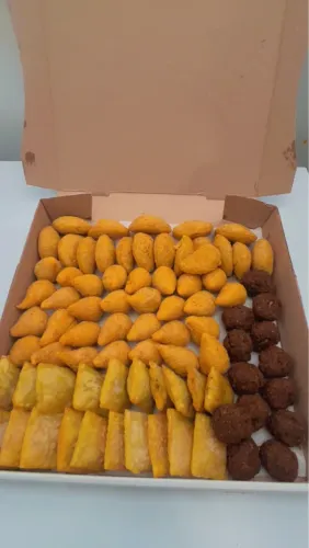 Salgados pra festas e lanchonetes 