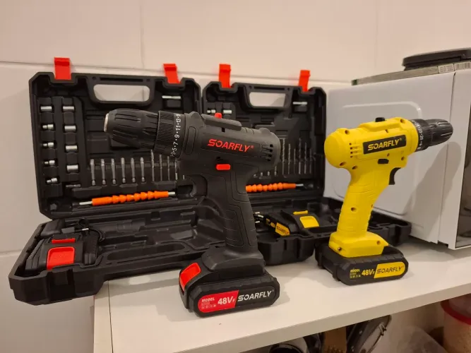 Parafusadeira/Furadeira SOARFLY 48V Nova + Maleta e Kit Completo