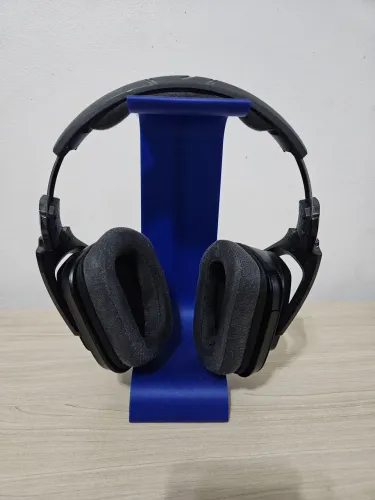 G935