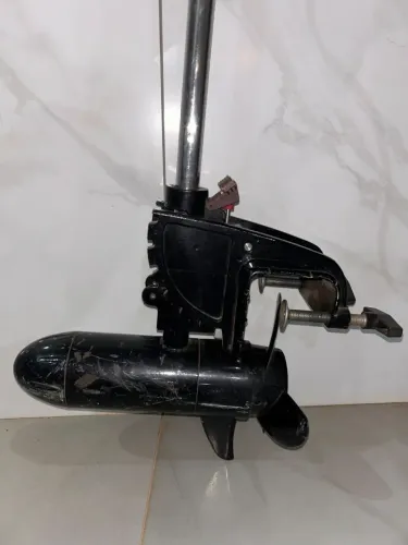 Vendo Motor de popa elétrico importado 54lbs