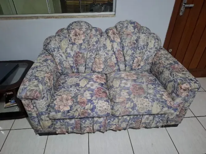 Vendo 2 sofás por 350,00