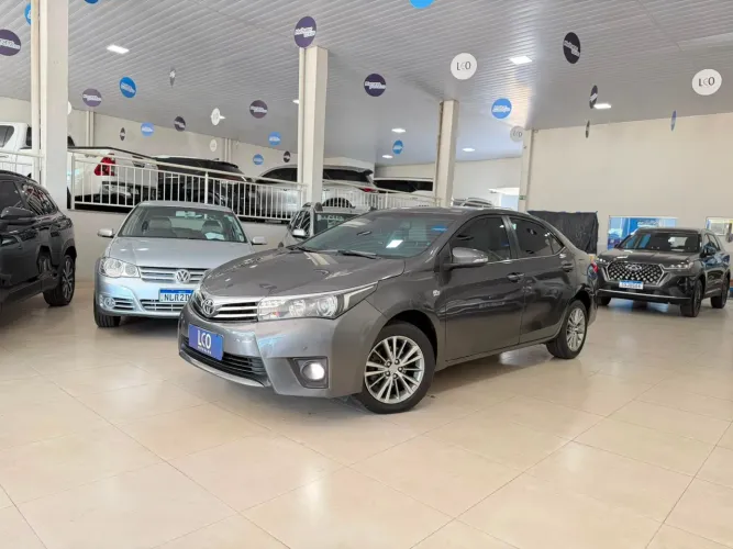 Toyota Corolla Altis 2.0 Flex 16V Aut. 2016