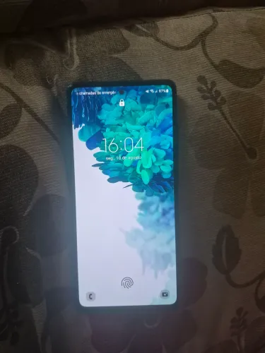 Samsung S20 fe tela trincada