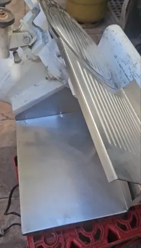 Vendo cortador de frios