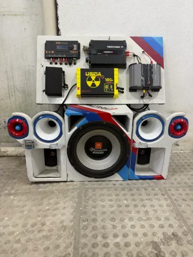 Som de carro Completo