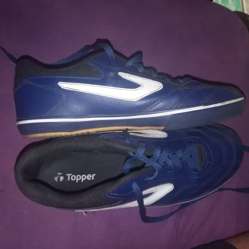Vendo chuteira domina tor3LT, número 41