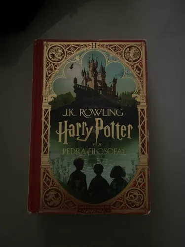 Livro Harry Potter e a Pedra Filosofal - Edição Colecionador