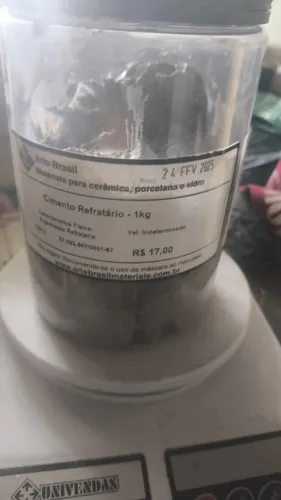 Cimento Refratário Profissional - Resiste a Altas Temperaturas (1 kg Novo)