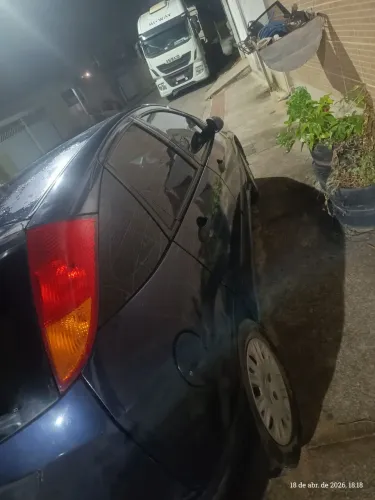 Ford Focus 1.8 16V 5P 2001