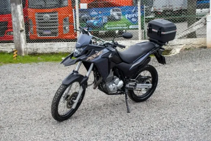 XRE 300