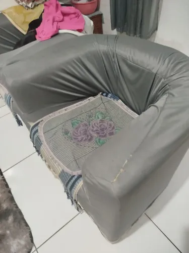 2 poltronas redondas