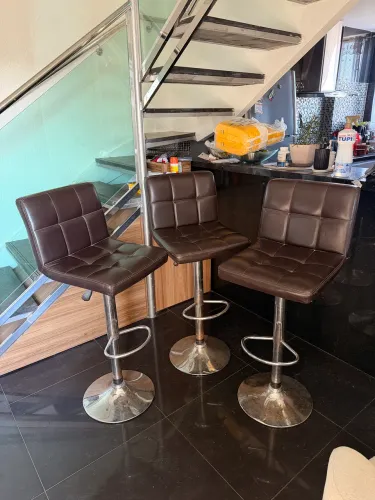Banquetas em couro