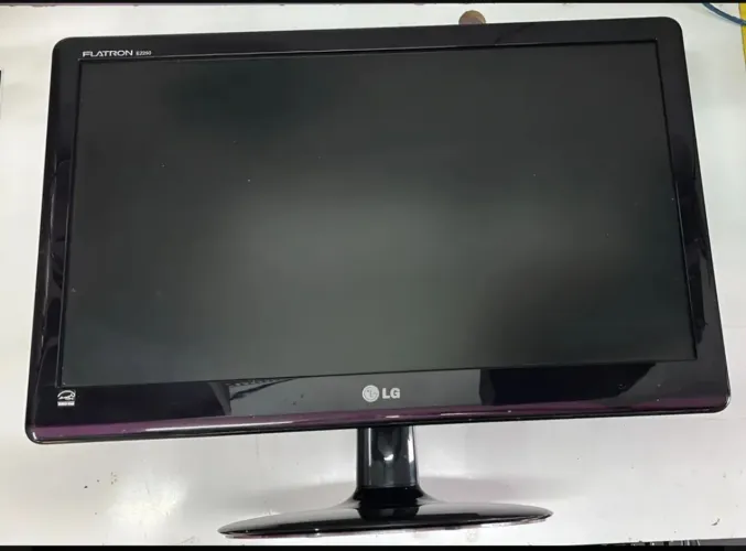 Monitor LG Flatron E1950T-PN - Funcionando
