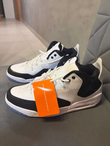 Air Jordan Courtside 23 White Dark Concord