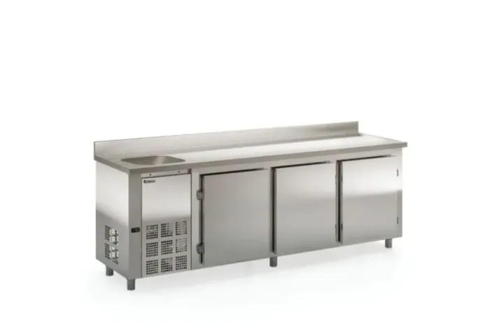 Balcão Refrigerado Frilux Inox 2,50 m com Cuba - Comercial