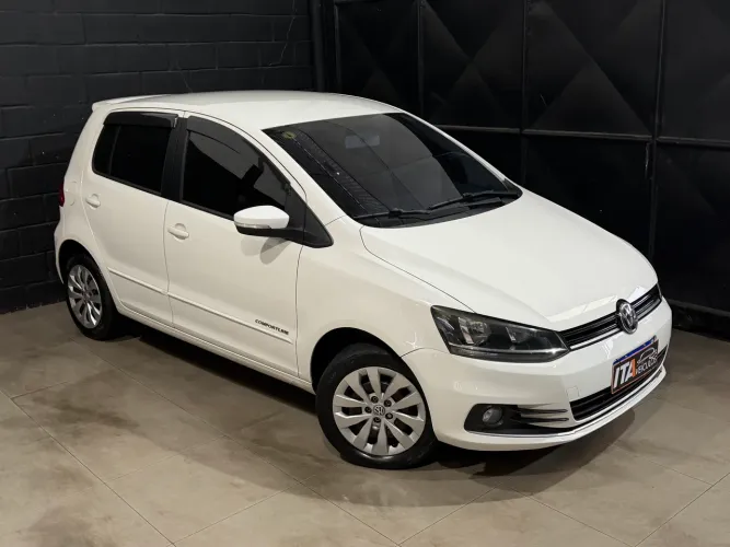 Volkswagen Fox Trendline 1.0 Flex 8V 5P 2015