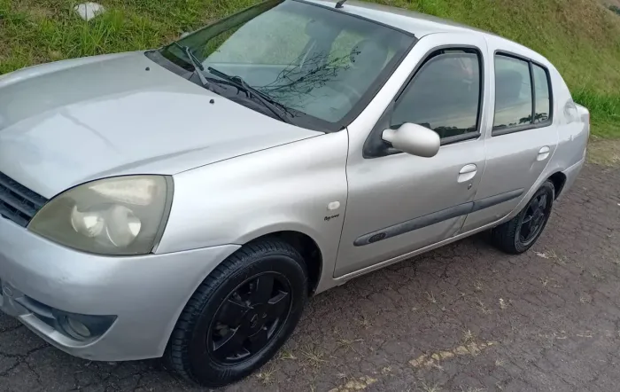 Renault Clio Sed. Expression Hi-flex 1.0 16V 4P 2006