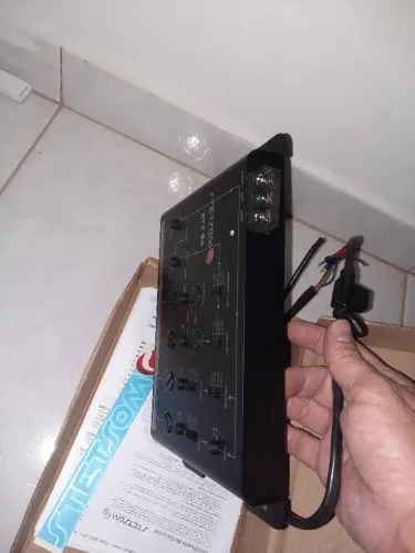 Crossover Automotivo Stetsom STX 84-4 Vias Alta Performance