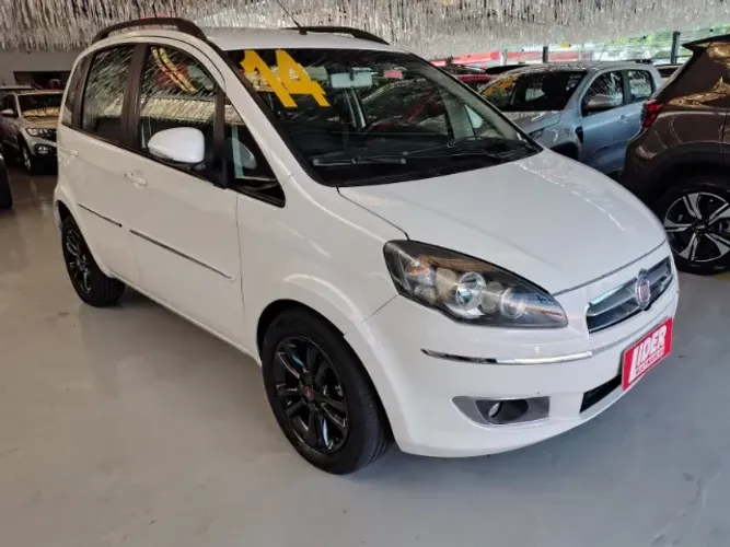Fiat Idea Essence 1.6 Flex 16V 5P 2014