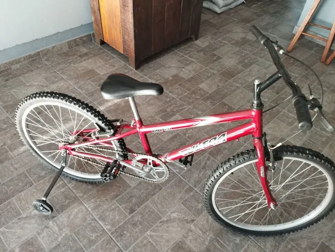 Vendo bicicleta semi Nova 