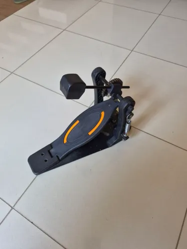 Pedal de bumbo rmv