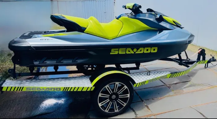 Jet Ski Sea-Doo GTI 170