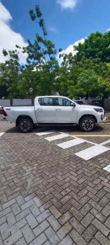 Toyota Hilux CD SRX 4X4 2.8 TDI 16V Diesel Aut. 2025