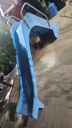 Escorregador para piscina