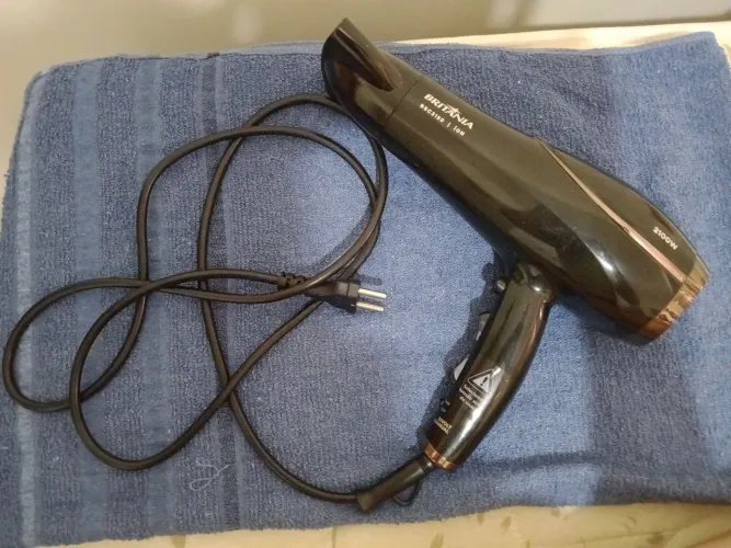Secador Britânia 220v