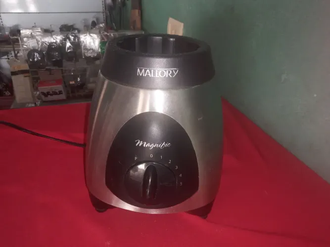 Motor e base do liquidificador mallory magnífic de 500 w usado