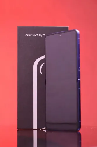 Z Flip7 512GB 12GB RAM