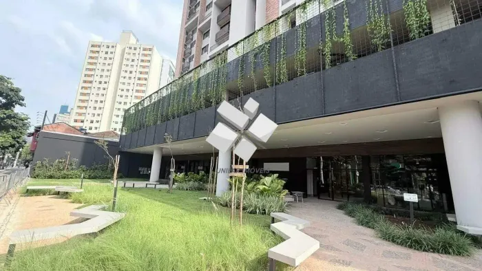 Apartamento de 1 quarto com vista para a Av. Bias Fortes | 37 m² | 1 vaga