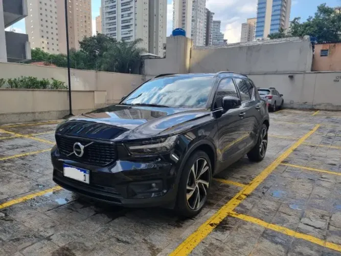 Volvo XC40 T-5 R-design 2.0 252cv AWD 2018