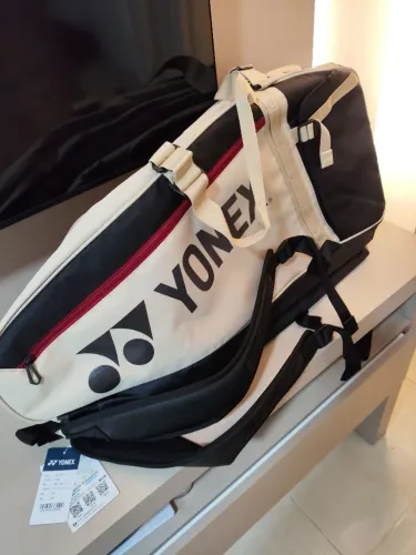 Raqueteira Yonex Gearlogic X6 a mesma do fonseca