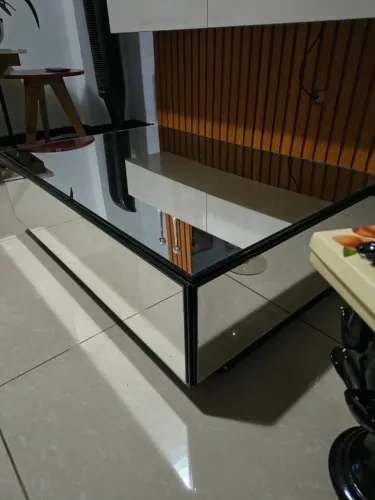 Vendo mesa centro semi nova