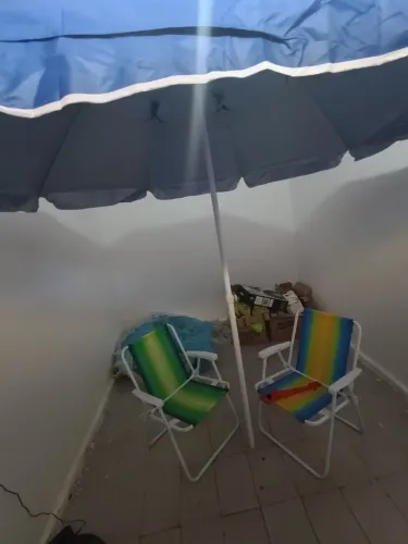 Vendo guarda sol + saca areia grátis 